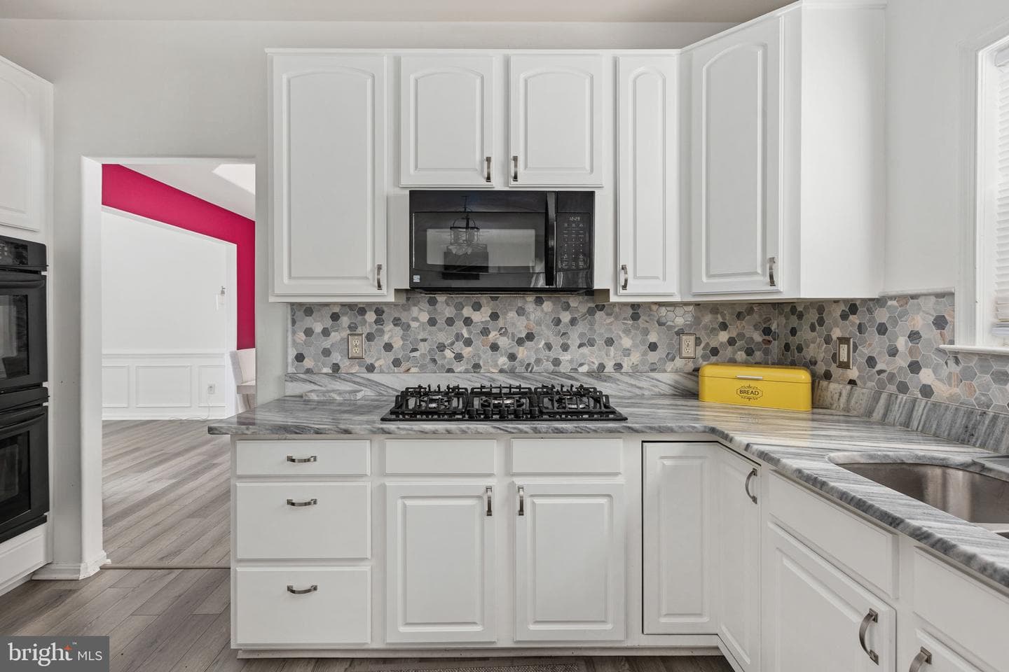 1004 Black Oak Court photo 24