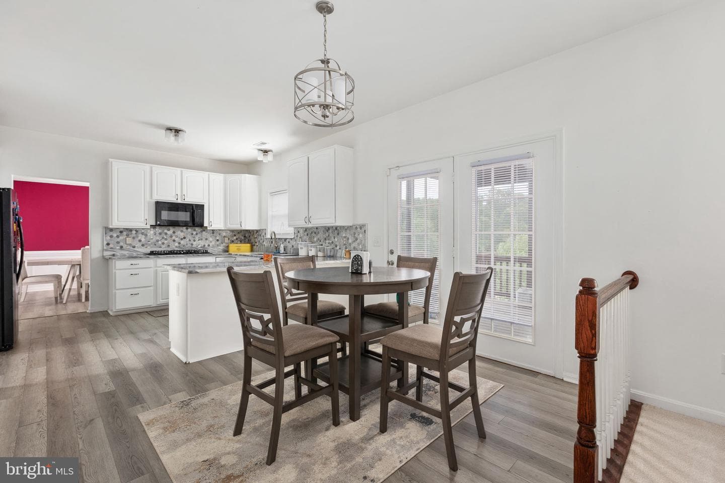 1004 Black Oak Court photo 27
