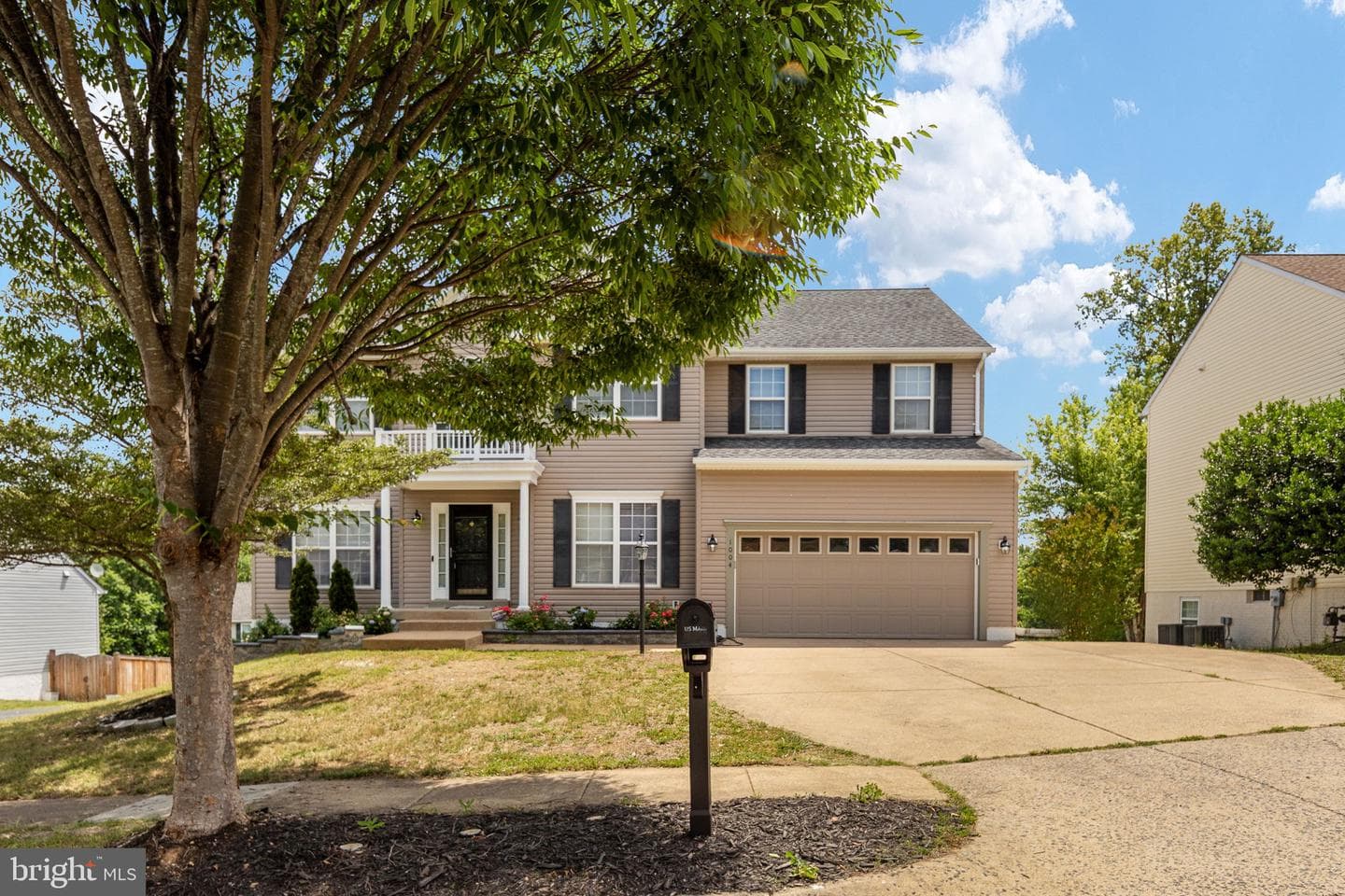 1004 Black Oak Court photo 3