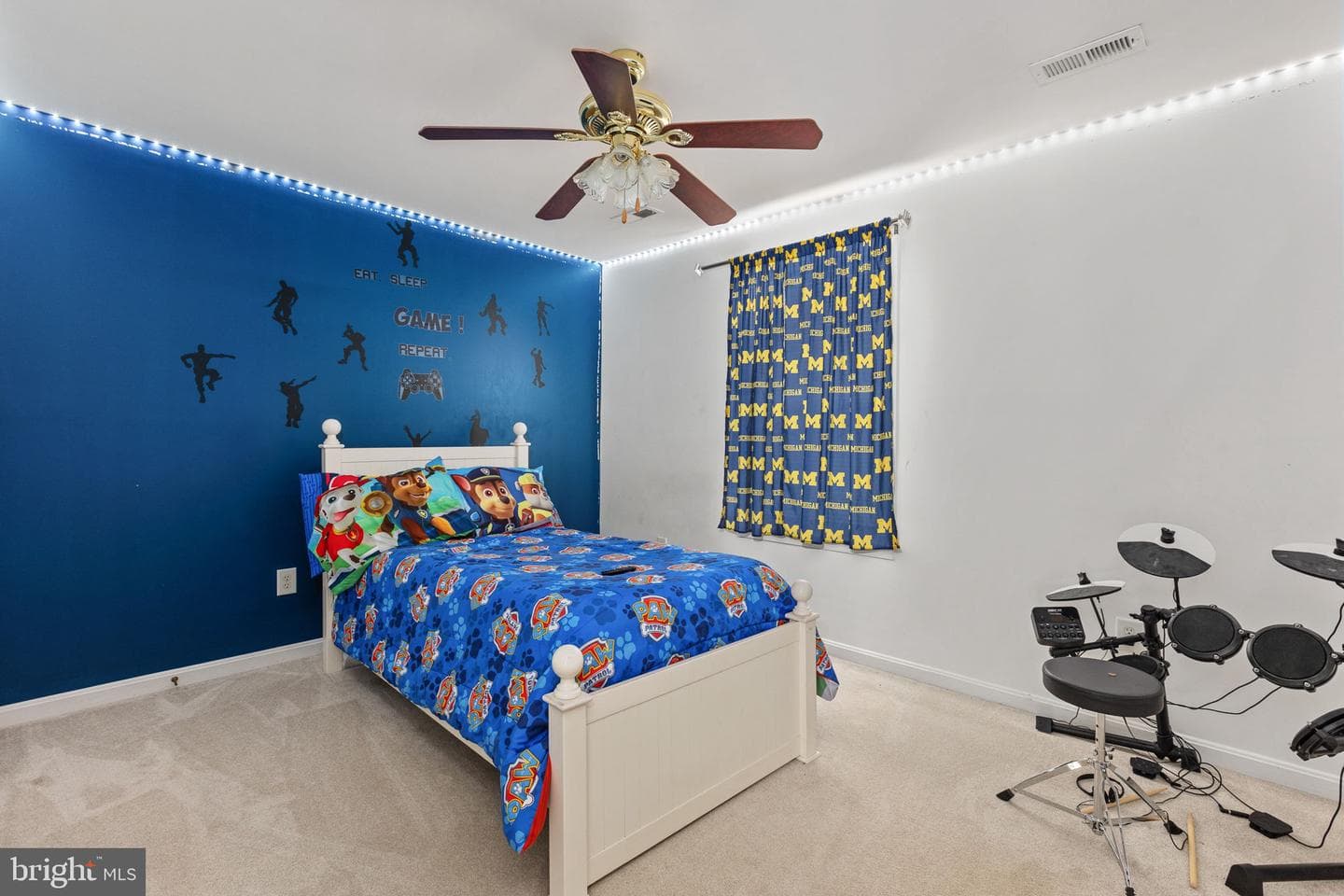1004 Black Oak Court photo 54