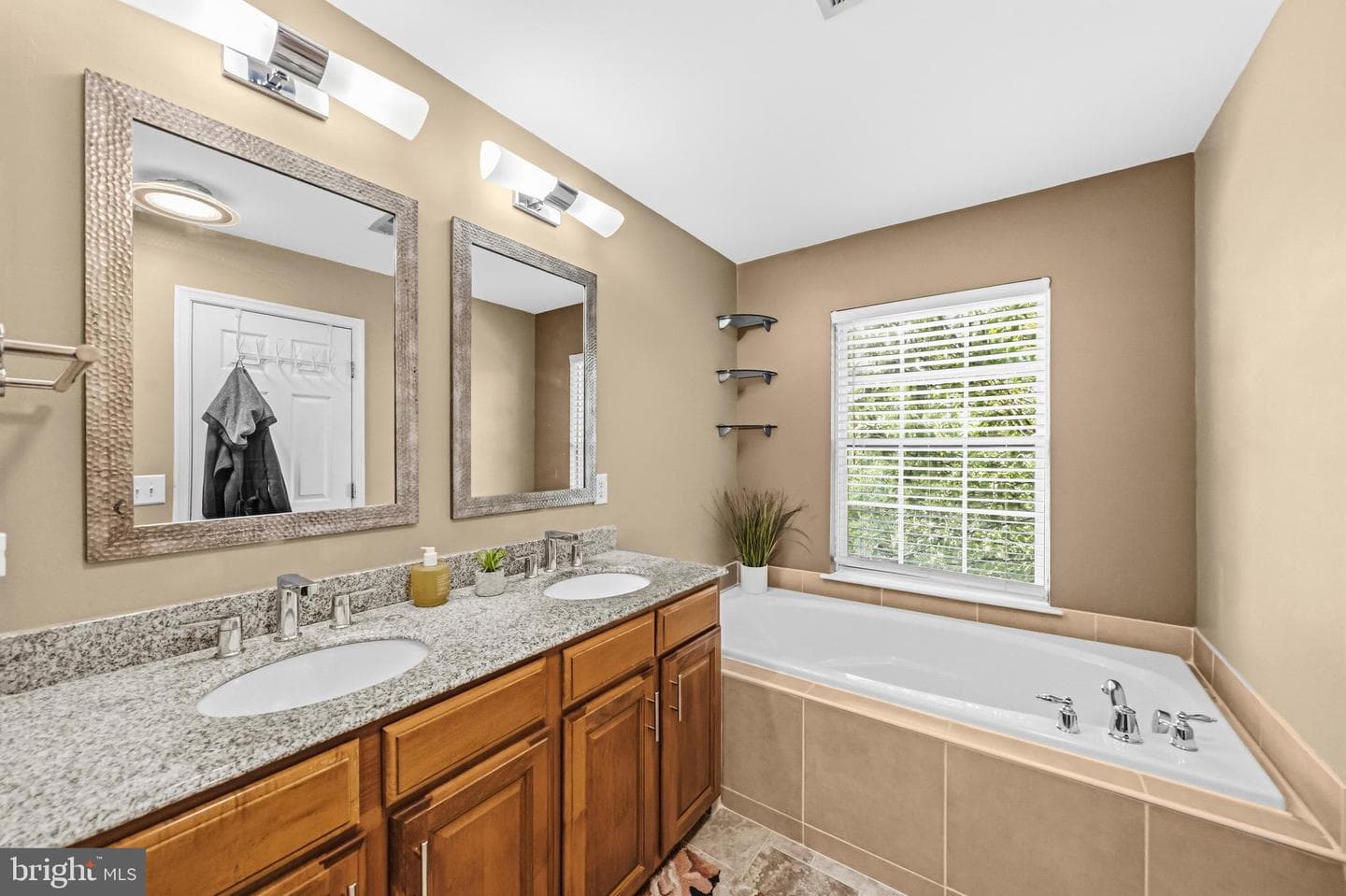 1203 Ellis Avenue photo 19