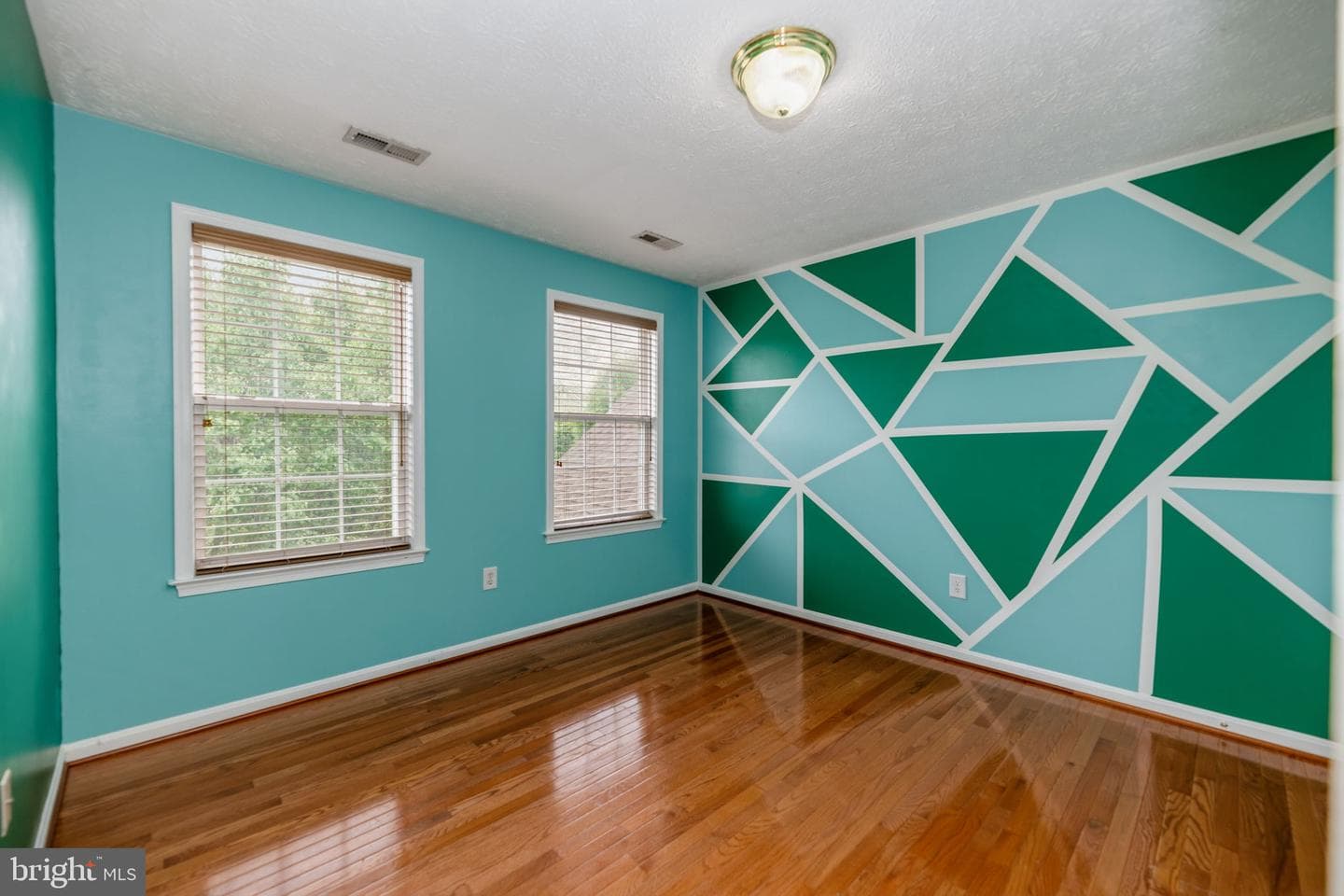 1005 Great Oaks Ln photo 26