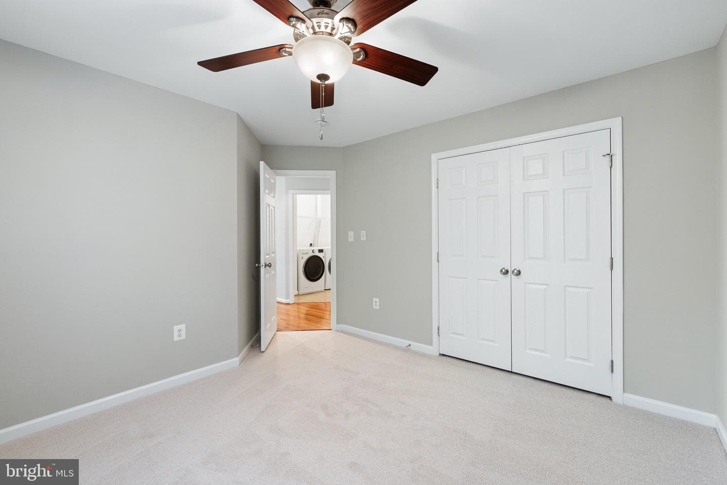 1100 Wright Court photo 40