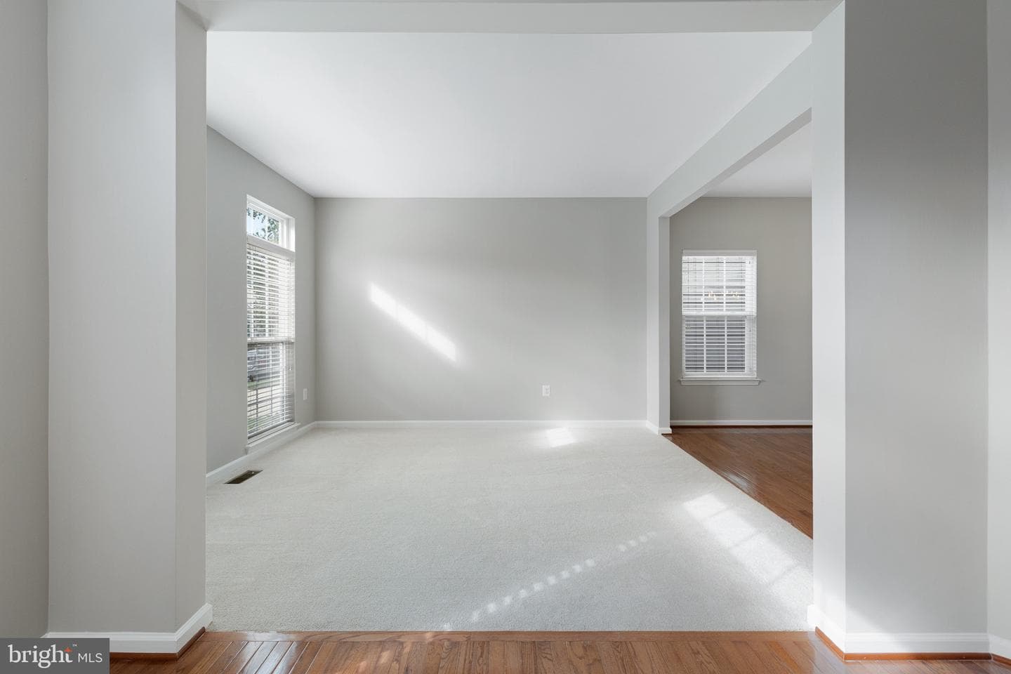 1100 Wright Court photo 6
