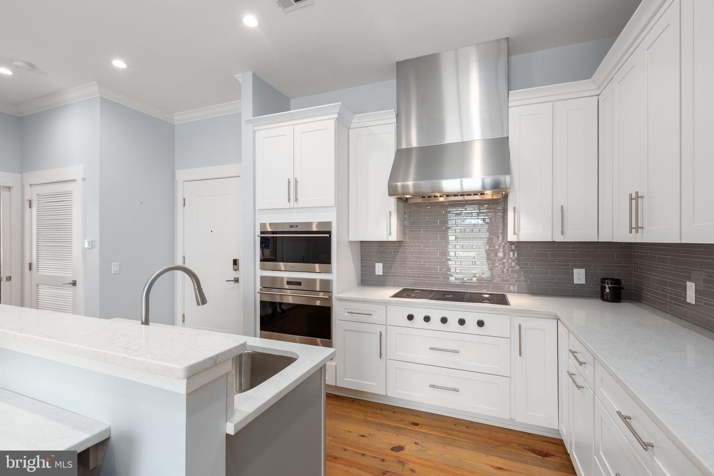 310 Frederick Street #403 photo 8