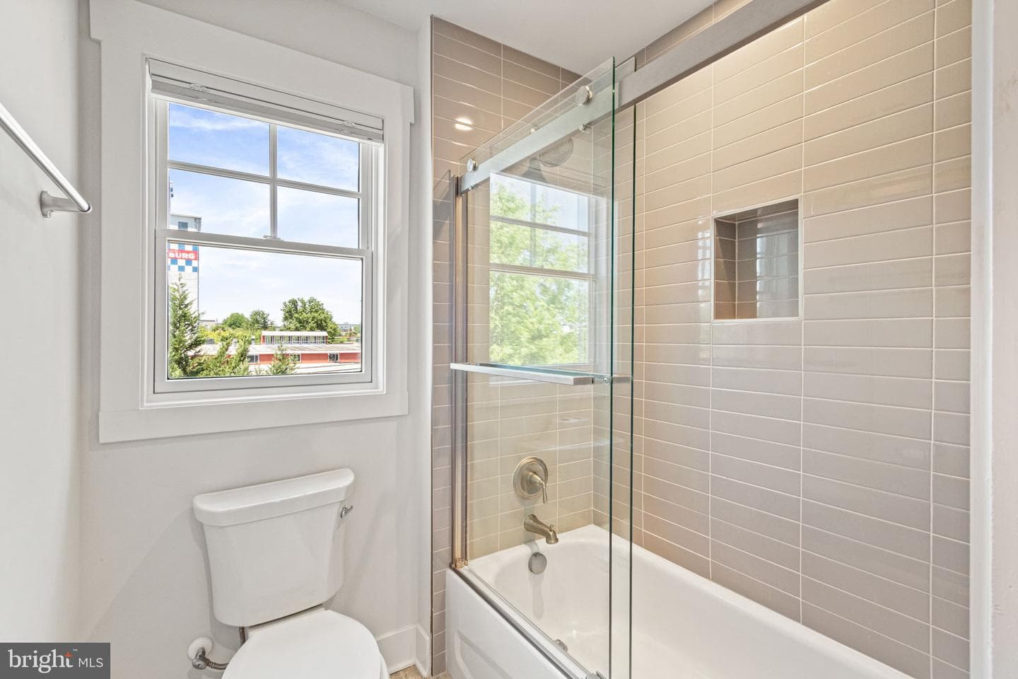 313 Charles Street photo 22