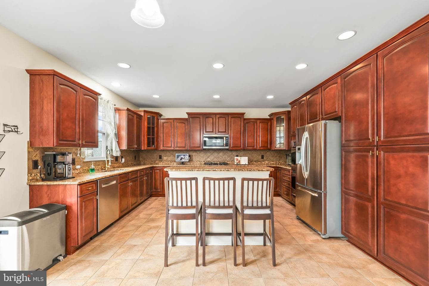 1402 Sands Cir photo 11