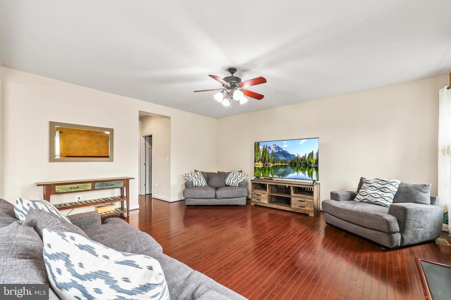 1402 Sands Cir photo 15