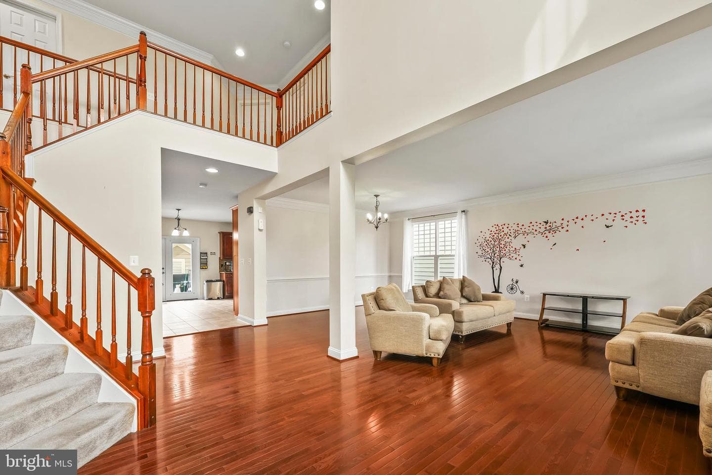 1402 Sands Cir photo 5