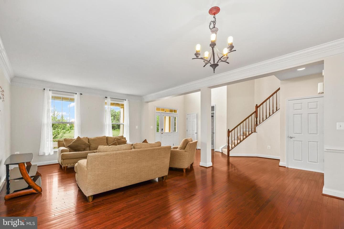 1402 Sands Cir photo 7