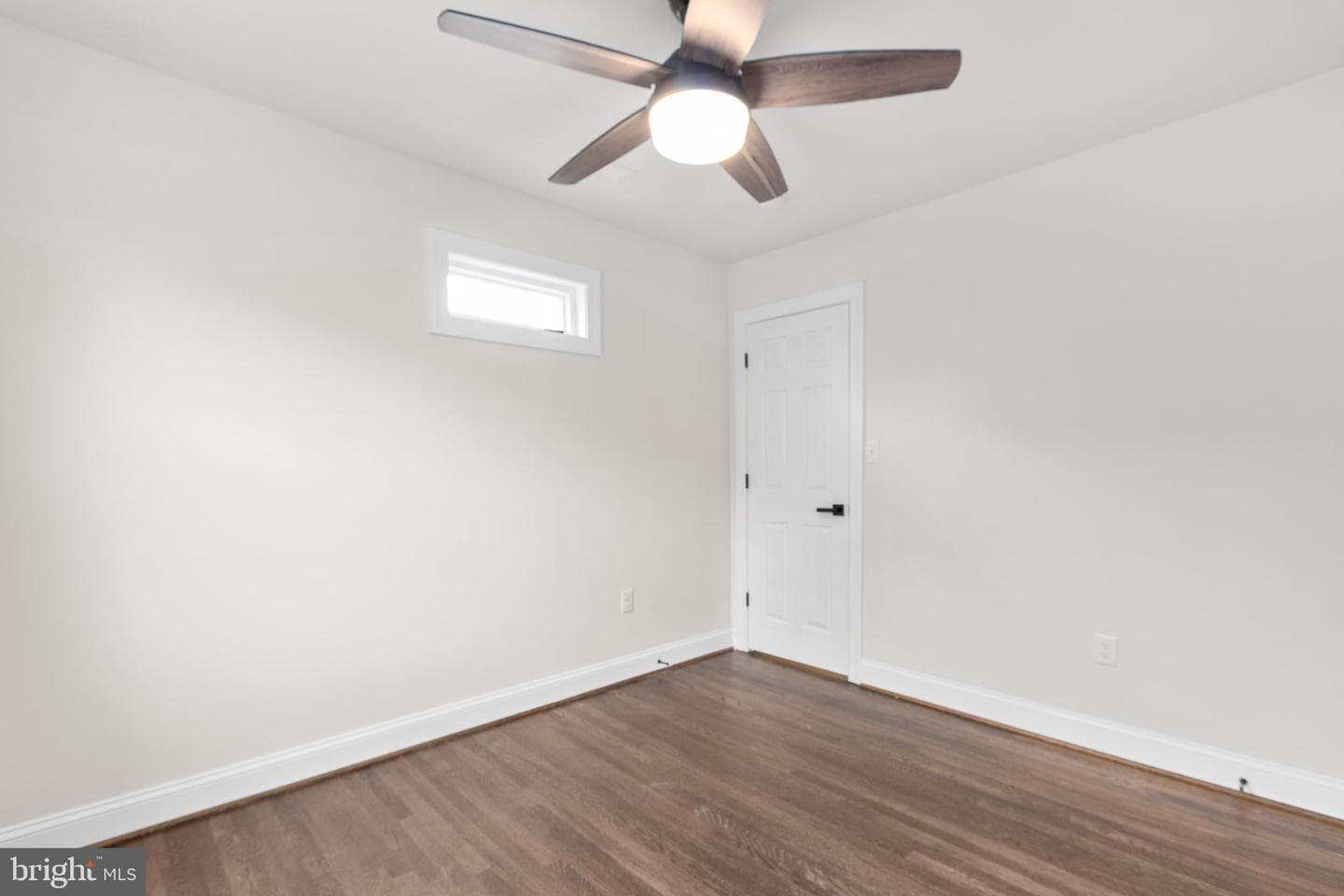 913 Sylvania Avenue photo 49
