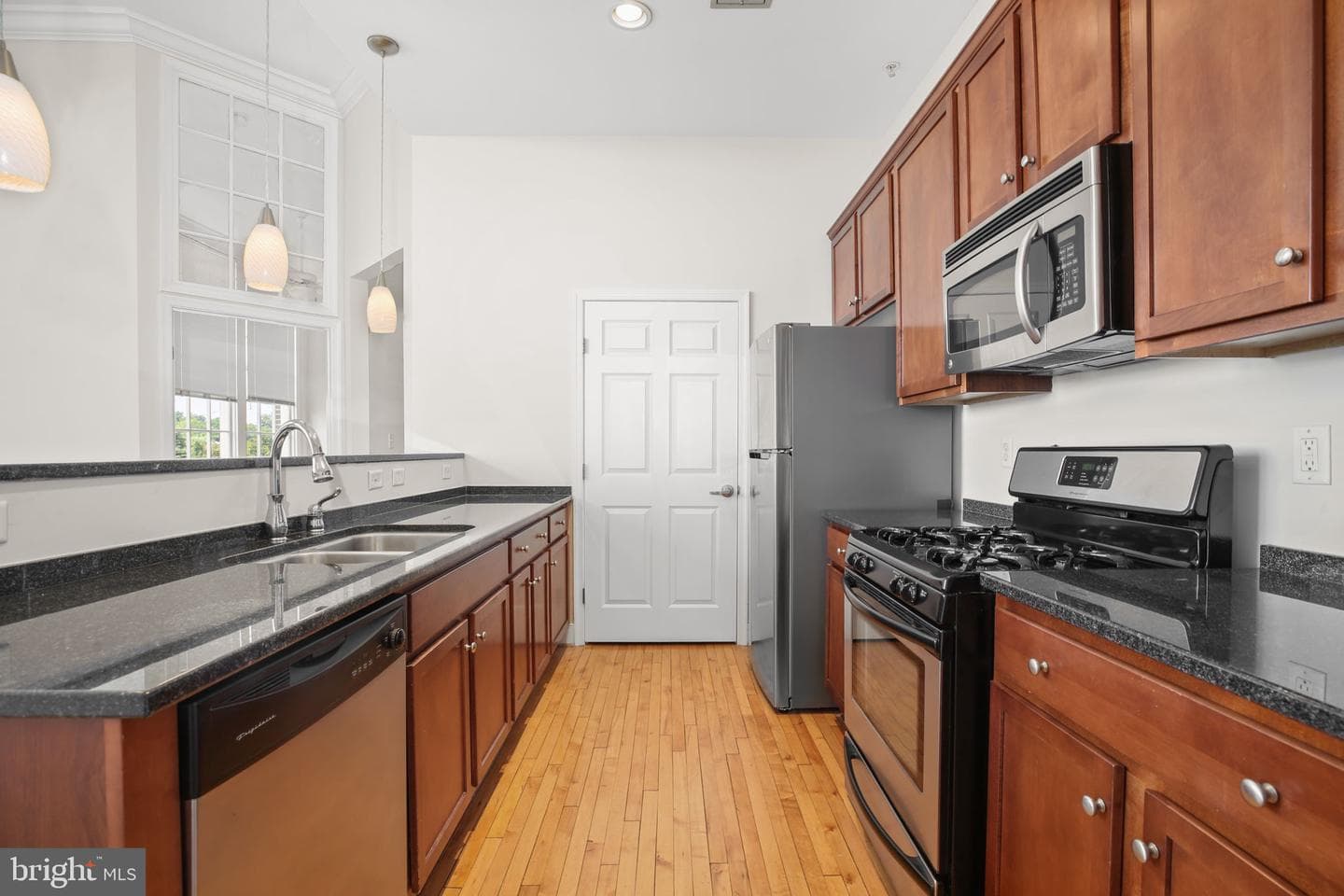 900 Barton Street #307 photo 7