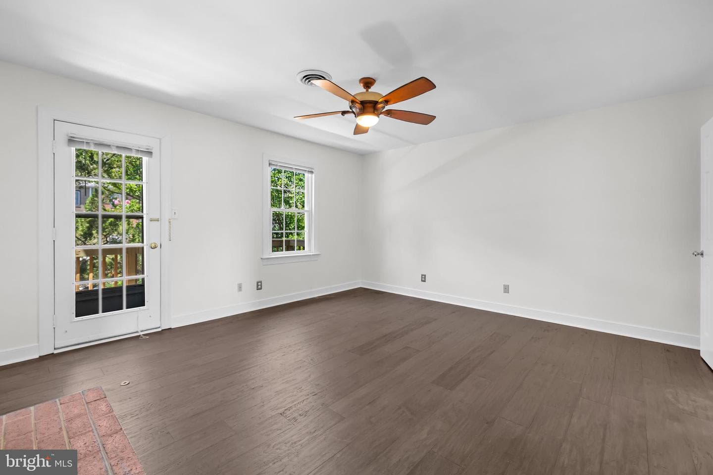 815 College Avenue photo 19