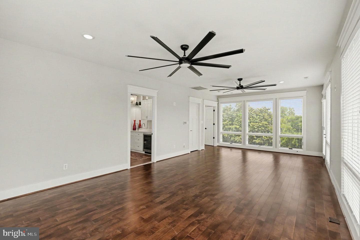 1119 Sophia St photo 21