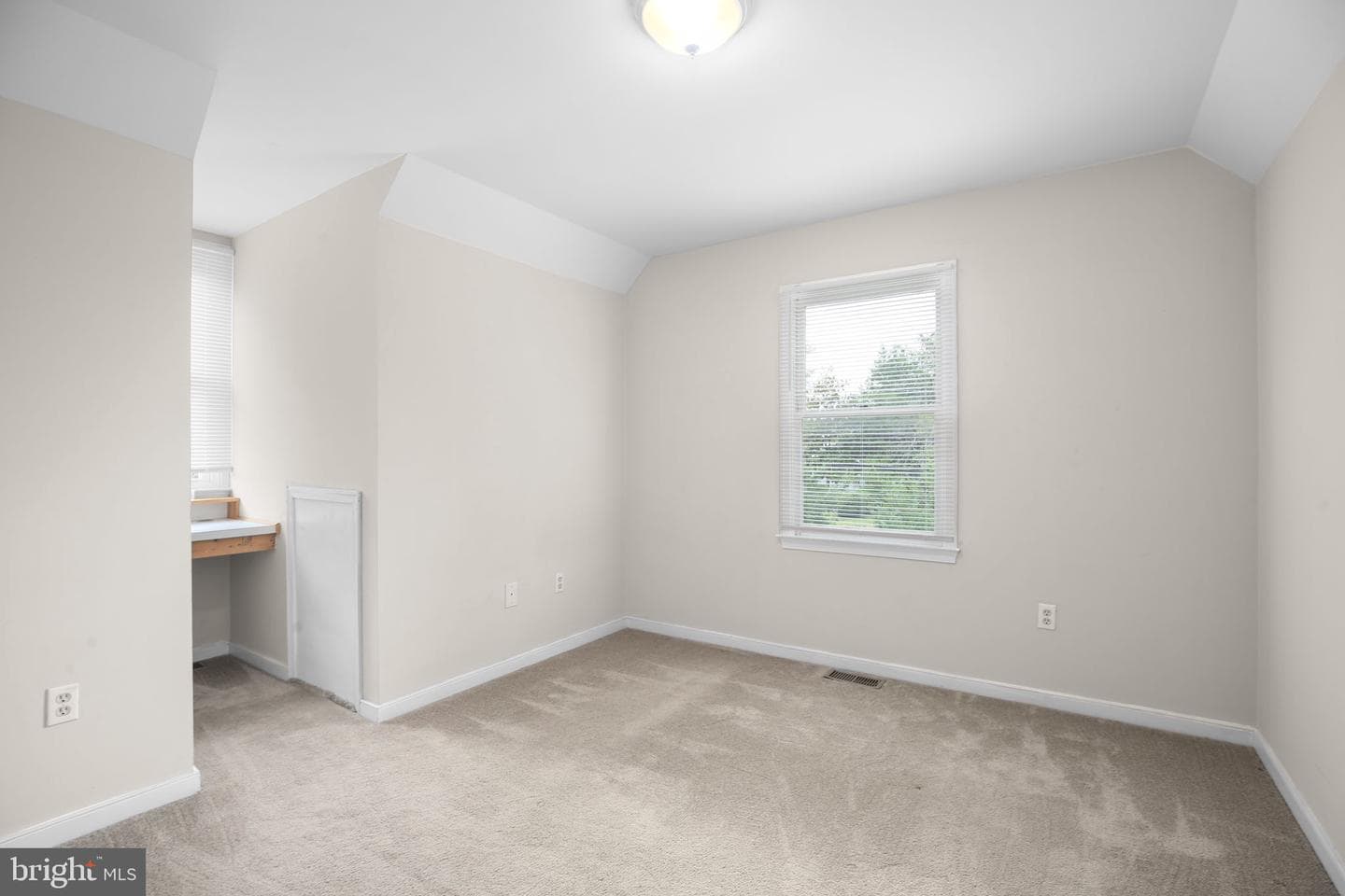1002 Stafford Avenue photo 21