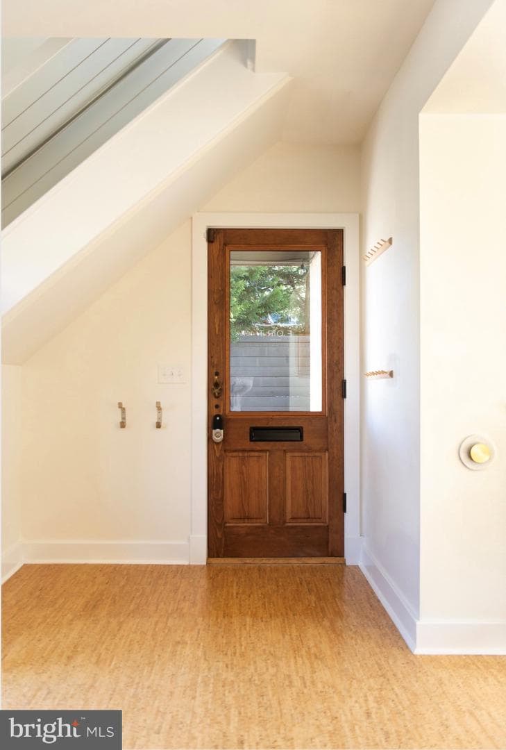 202 Herndon Street photo 5