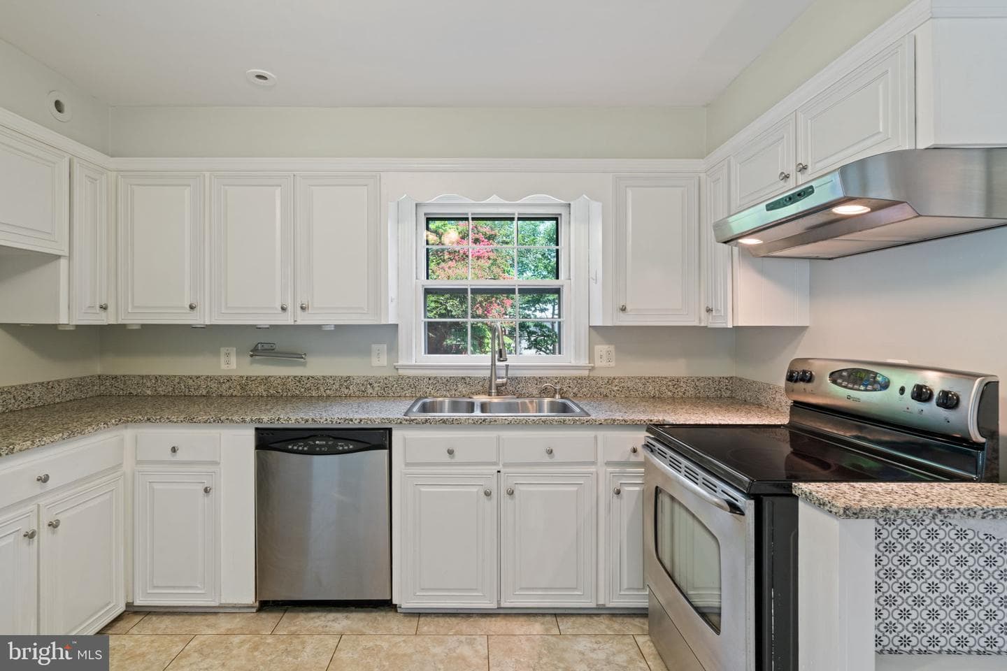 1321 Royston Street photo 13