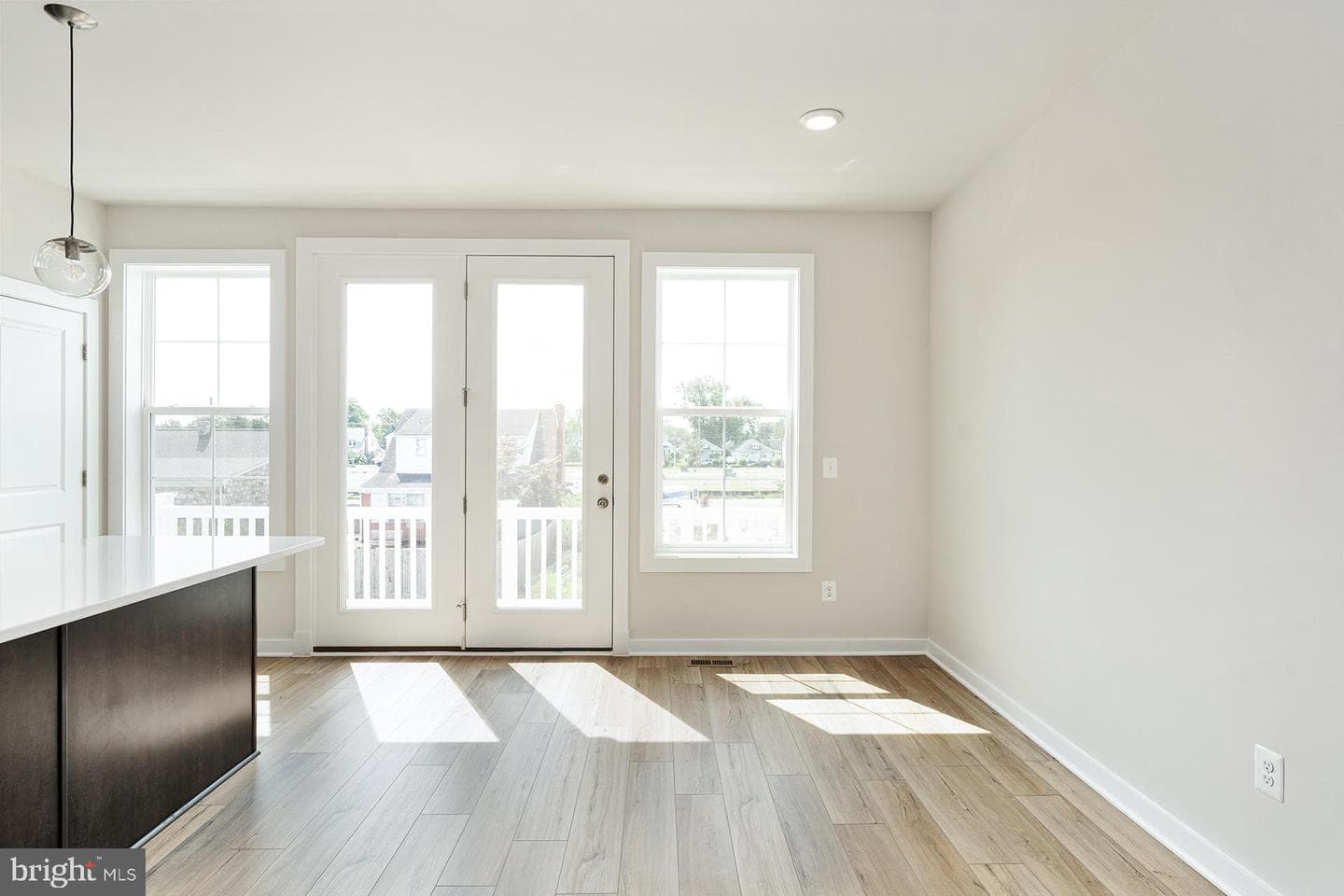 424 Germania Street photo 11