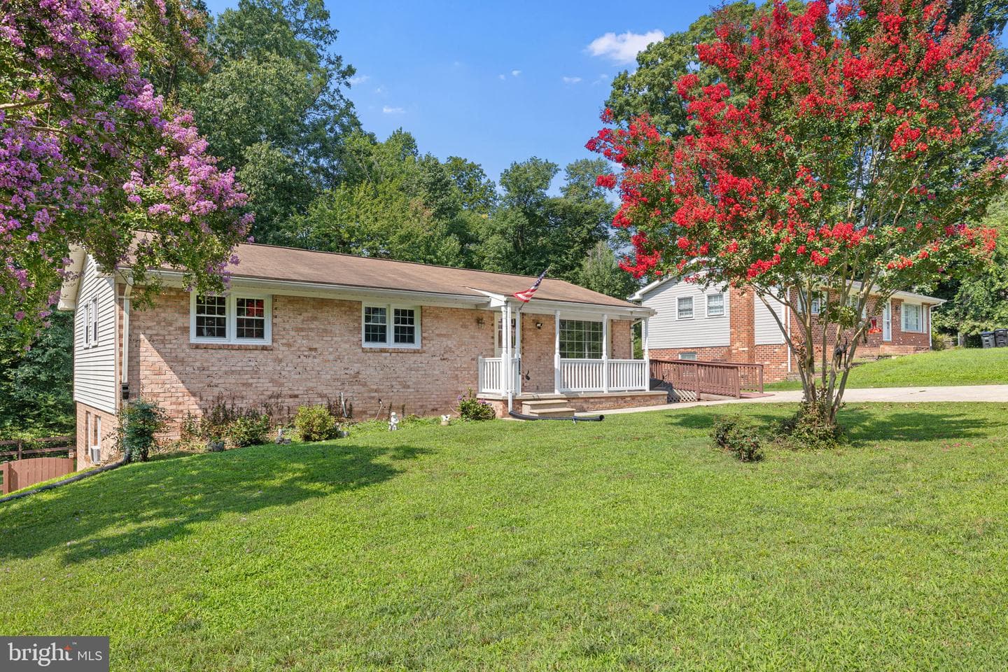 422 Morningside Drive photo 3