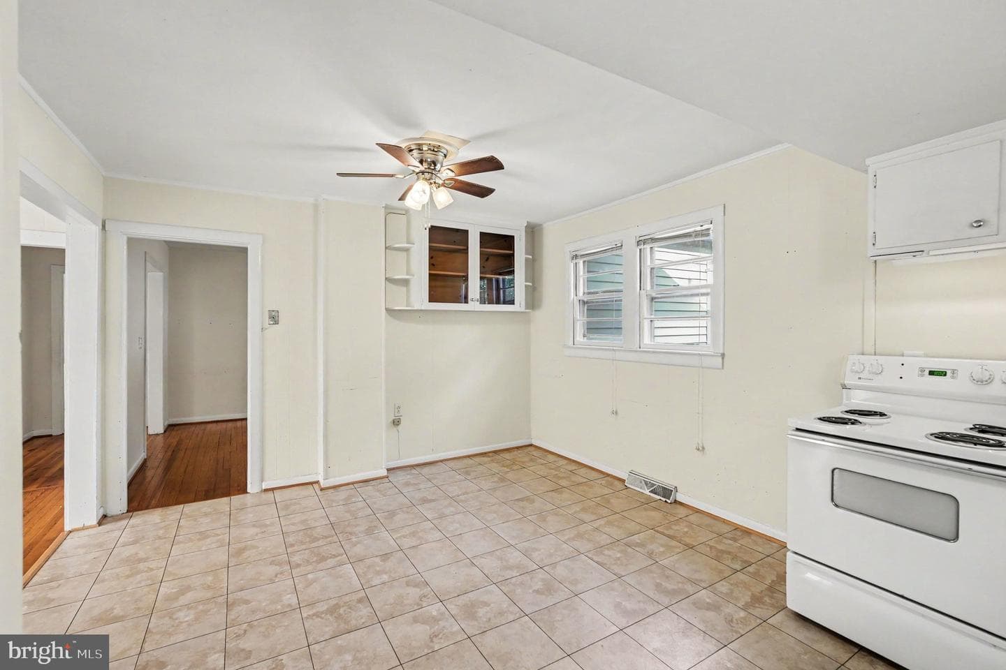 117 Hillcrest Drive photo 9