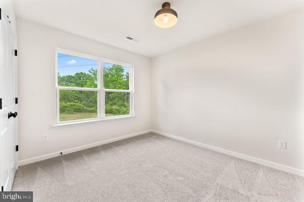 147 Longstreet Avenue photo 26
