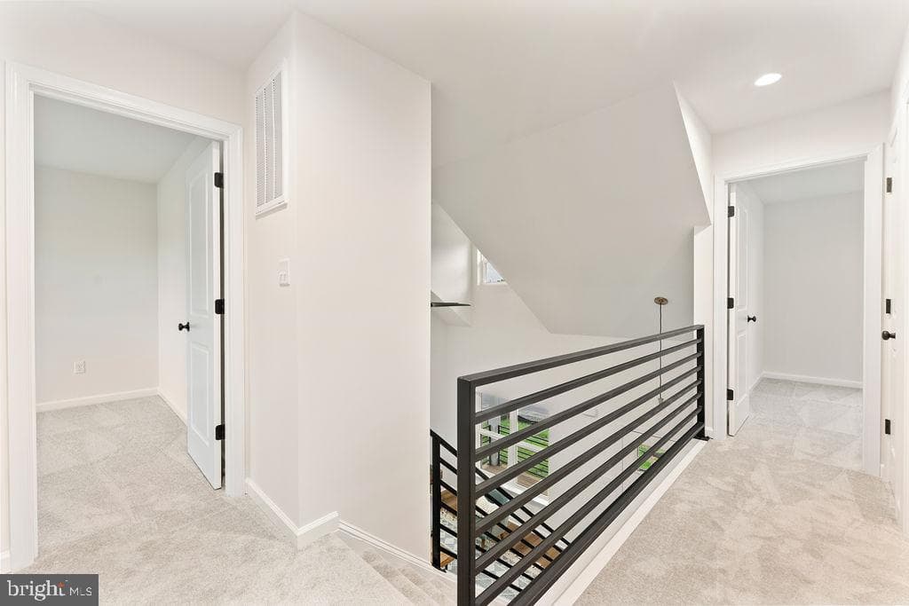 147 Longstreet Avenue photo 32