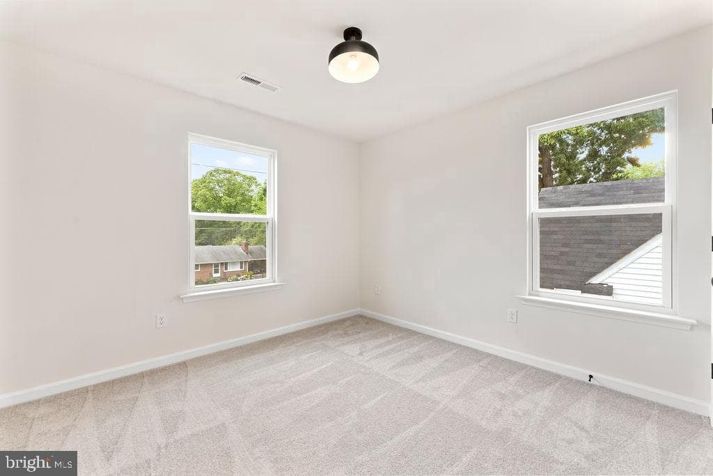 147 Longstreet Avenue photo 38