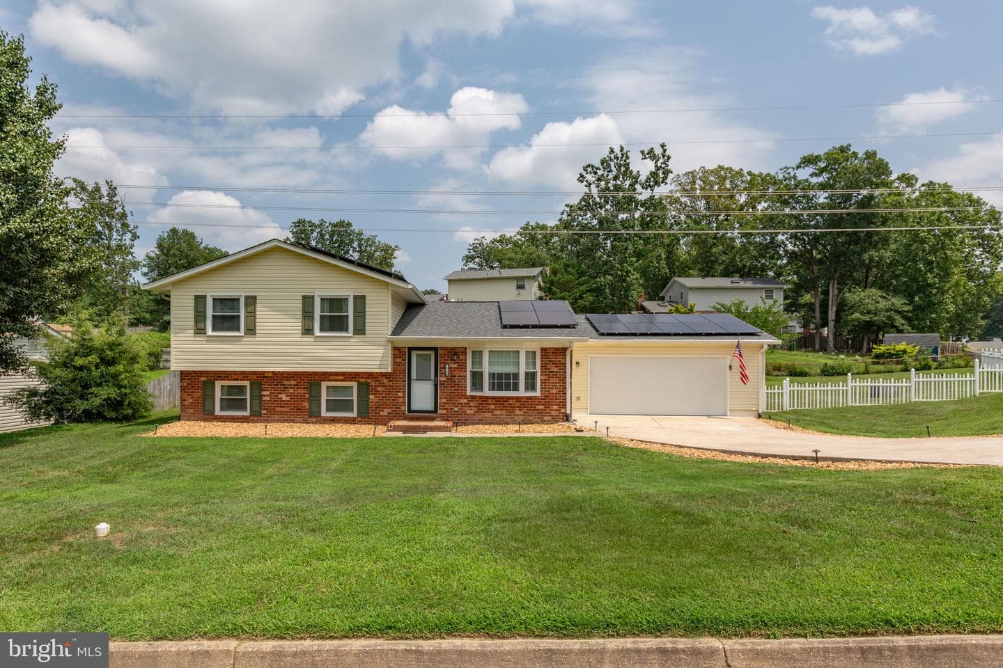 225 Morningside Drive photo 3