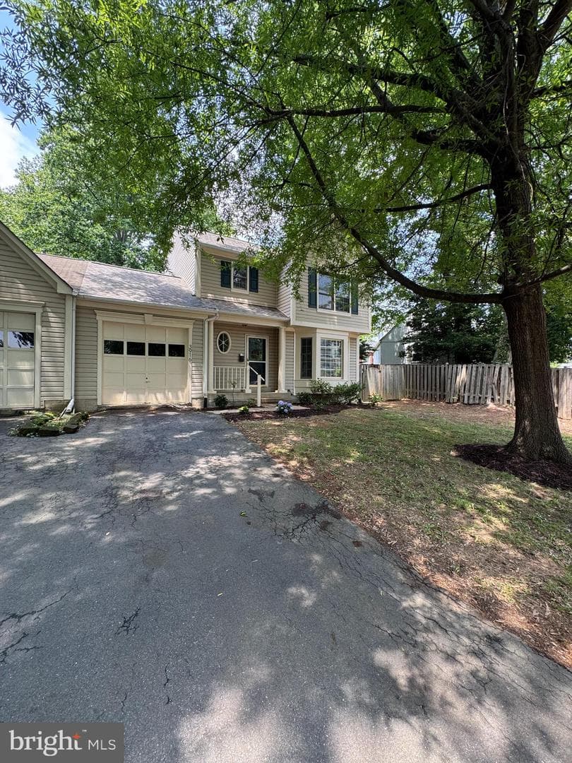3916 Oak Street, Fairfax