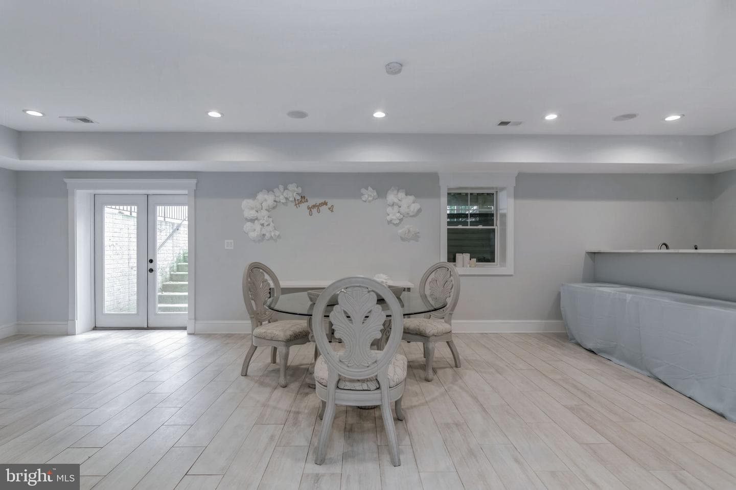 10708 Warwick Avenue photo 53