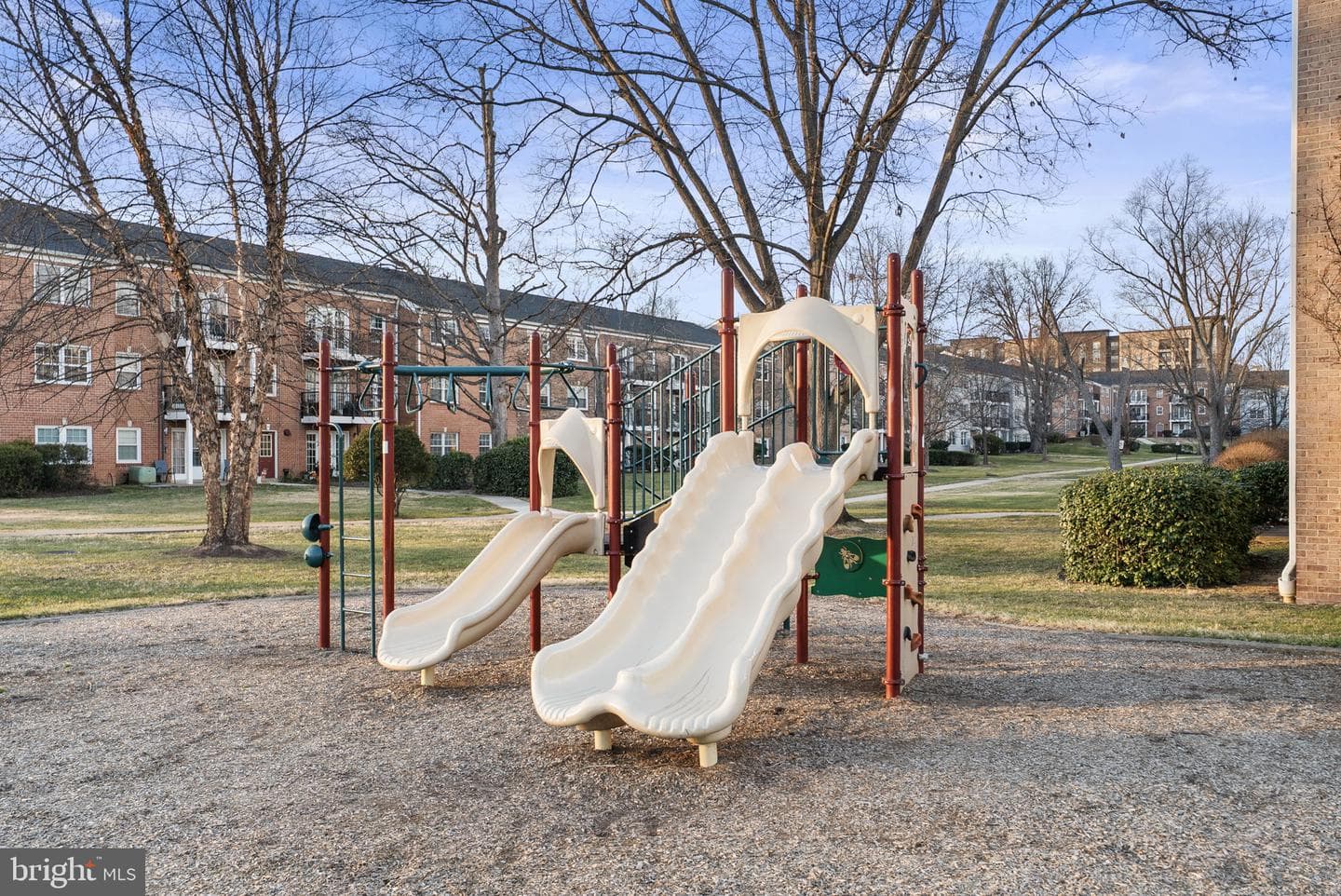 9453 Fairfax Boulevard #104 photo 21