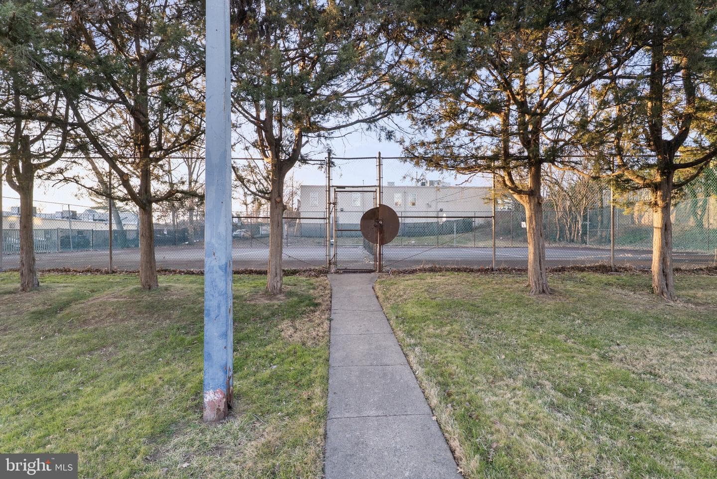 9453 Fairfax Boulevard #104 photo 28