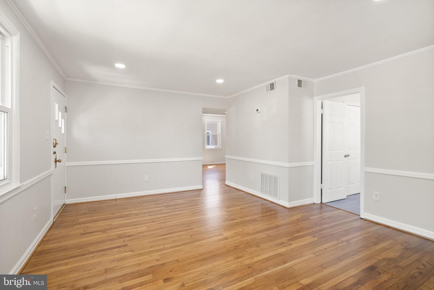 4026 Chestnut Street photo 7