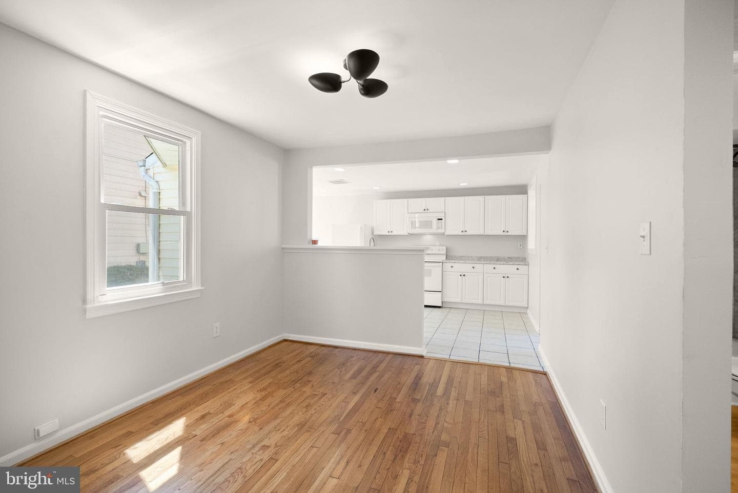 4026 Chestnut Street photo 9