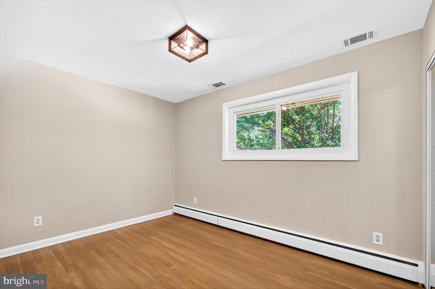 10301 Monroe Court photo 25