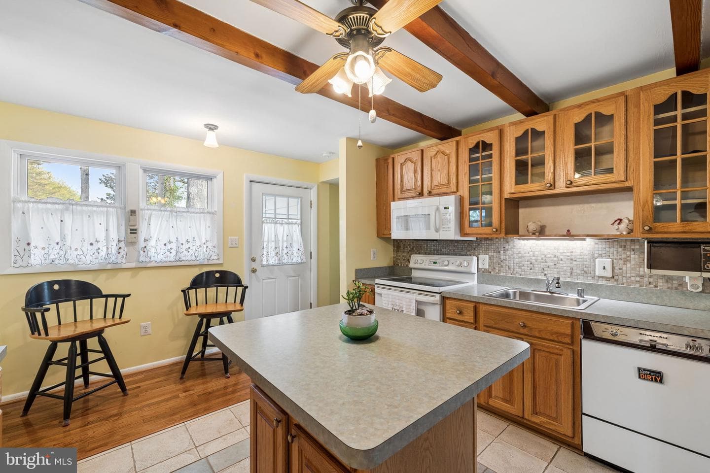 9906 Colony Road photo 10