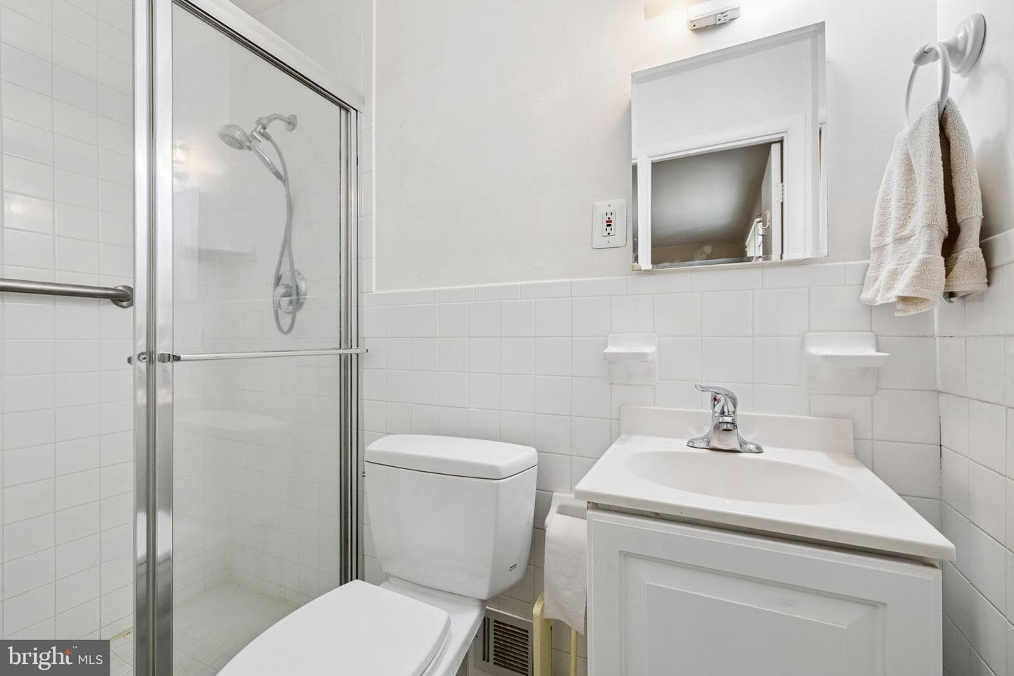 9906 Colony Road photo 21