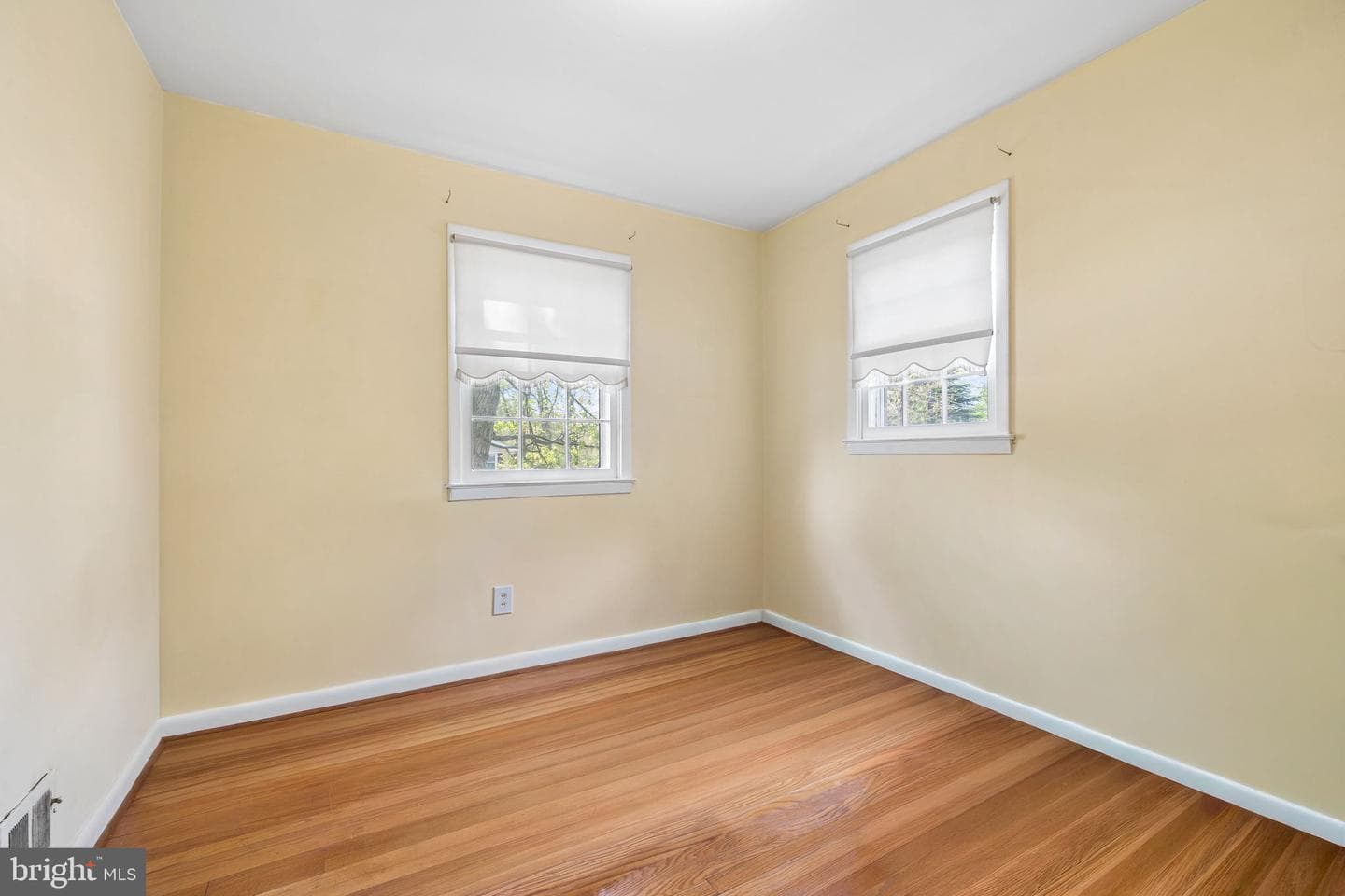 9906 Colony Road photo 25