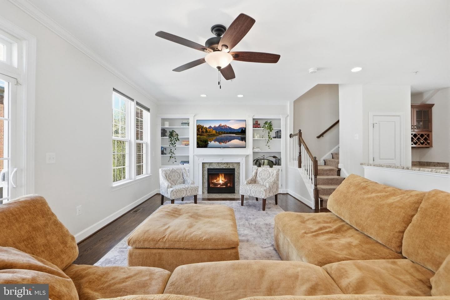 4090 Glendale Way photo 16
