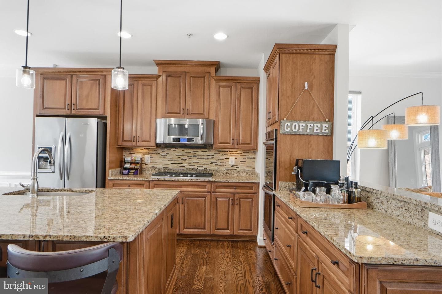 4090 Glendale Way photo 9