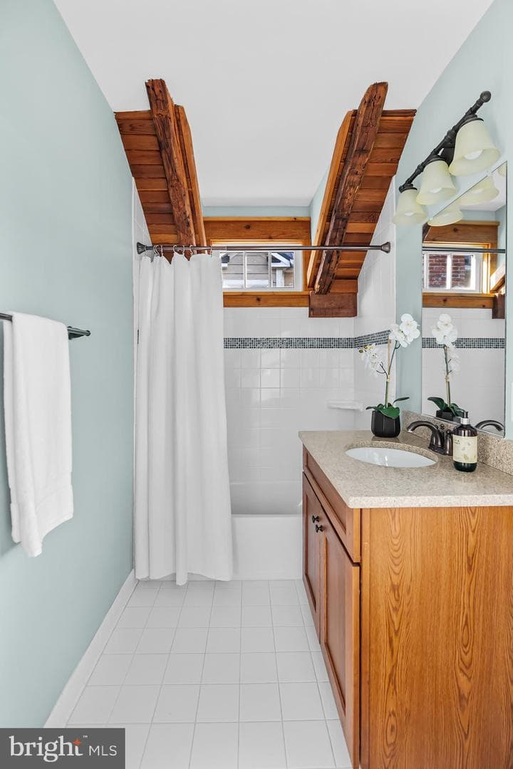 4027 Colonel Mendez Way photo 40