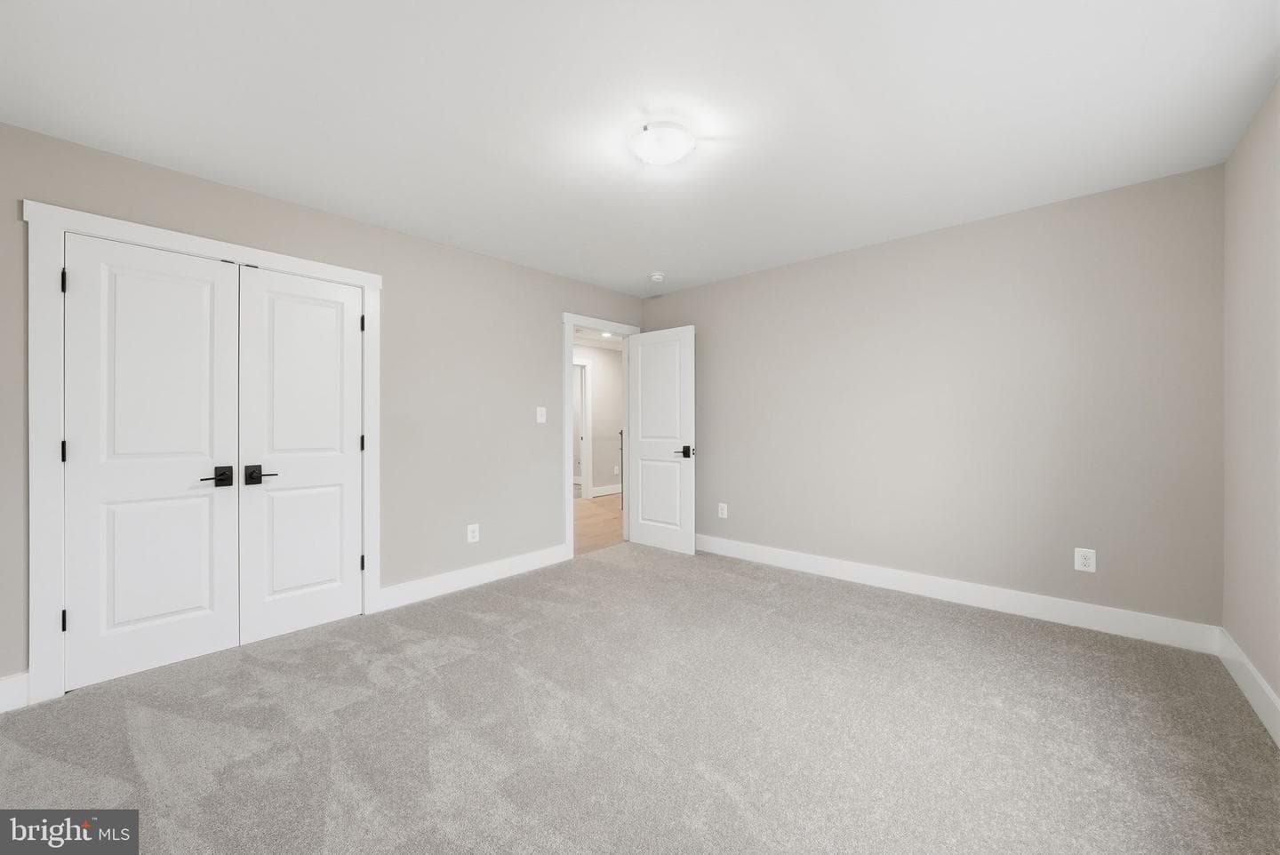 3410 Burrows Avenue photo 34