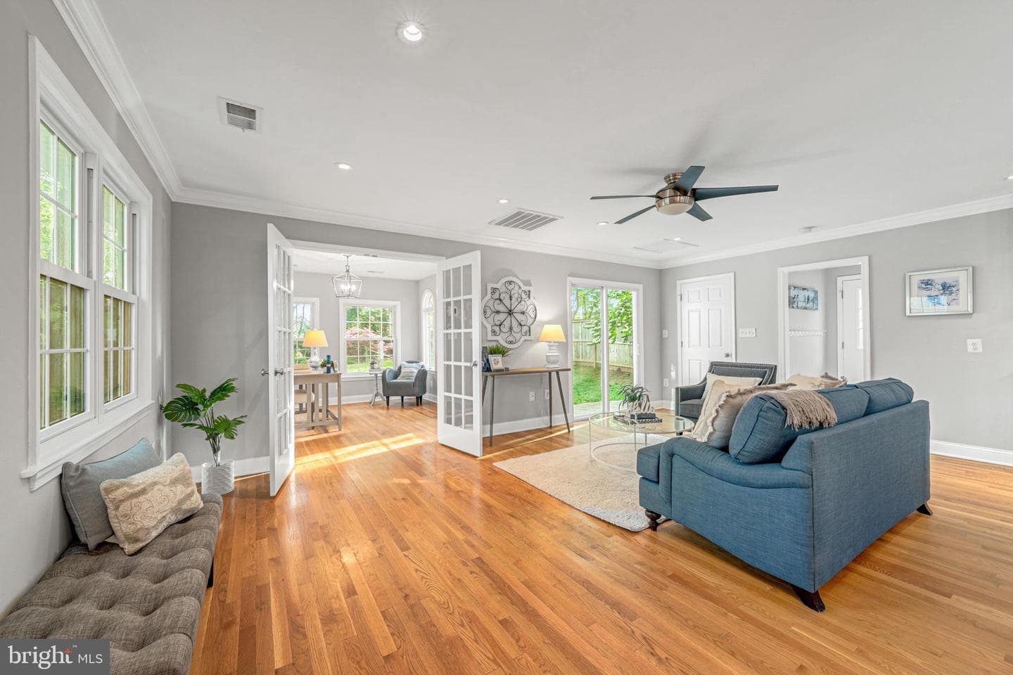 10817 Scott Drive photo 14