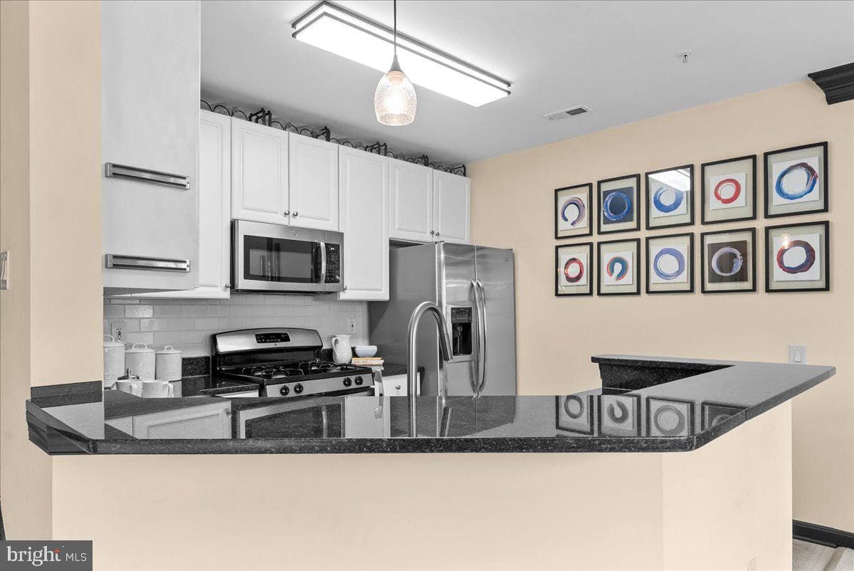 10337 Sager Avenue #304 photo 22