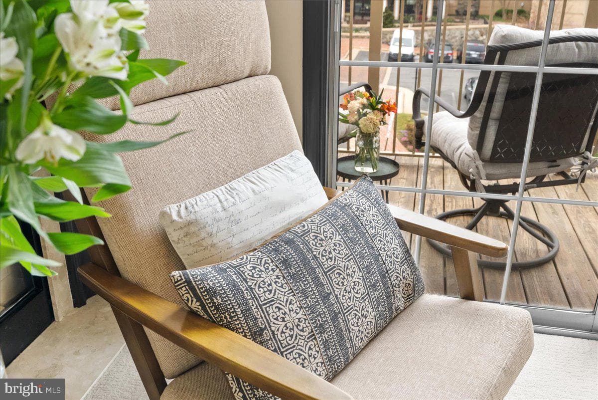 10337 Sager Avenue #304 photo 27
