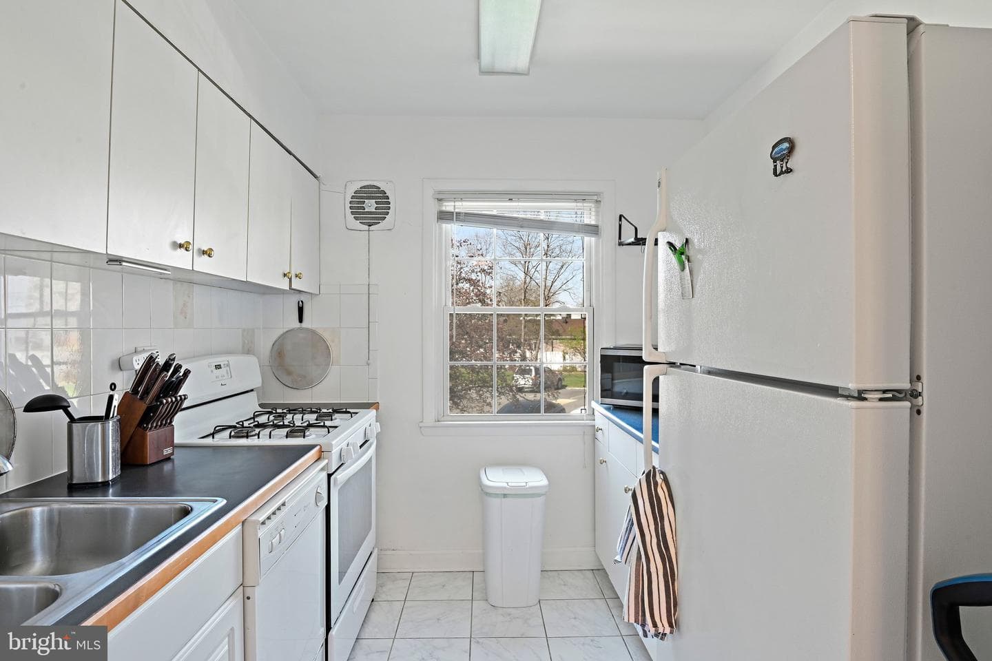 9485 Fairfax Boulevard #204 photo 8