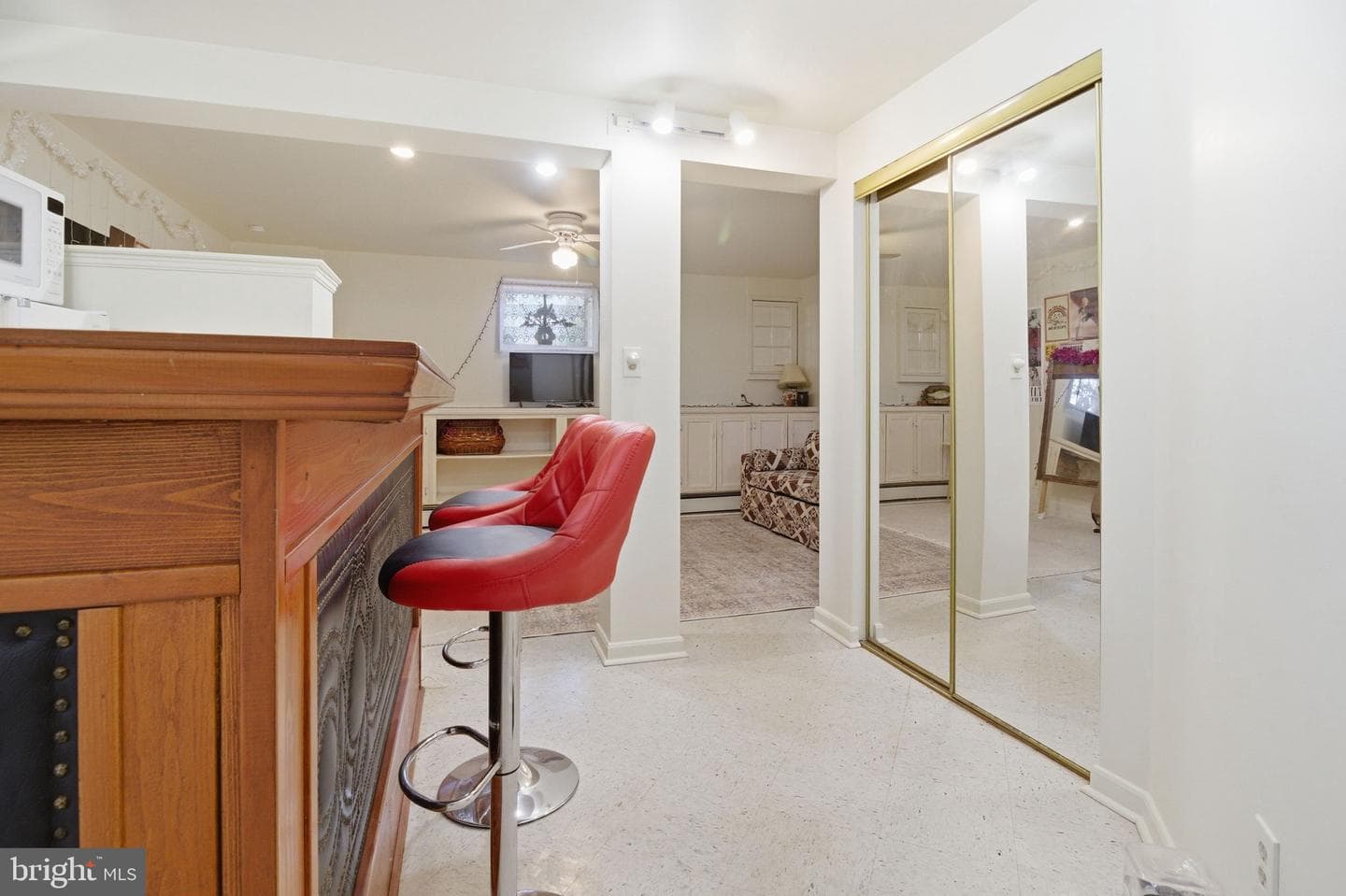 10827 Crest Street photo 29