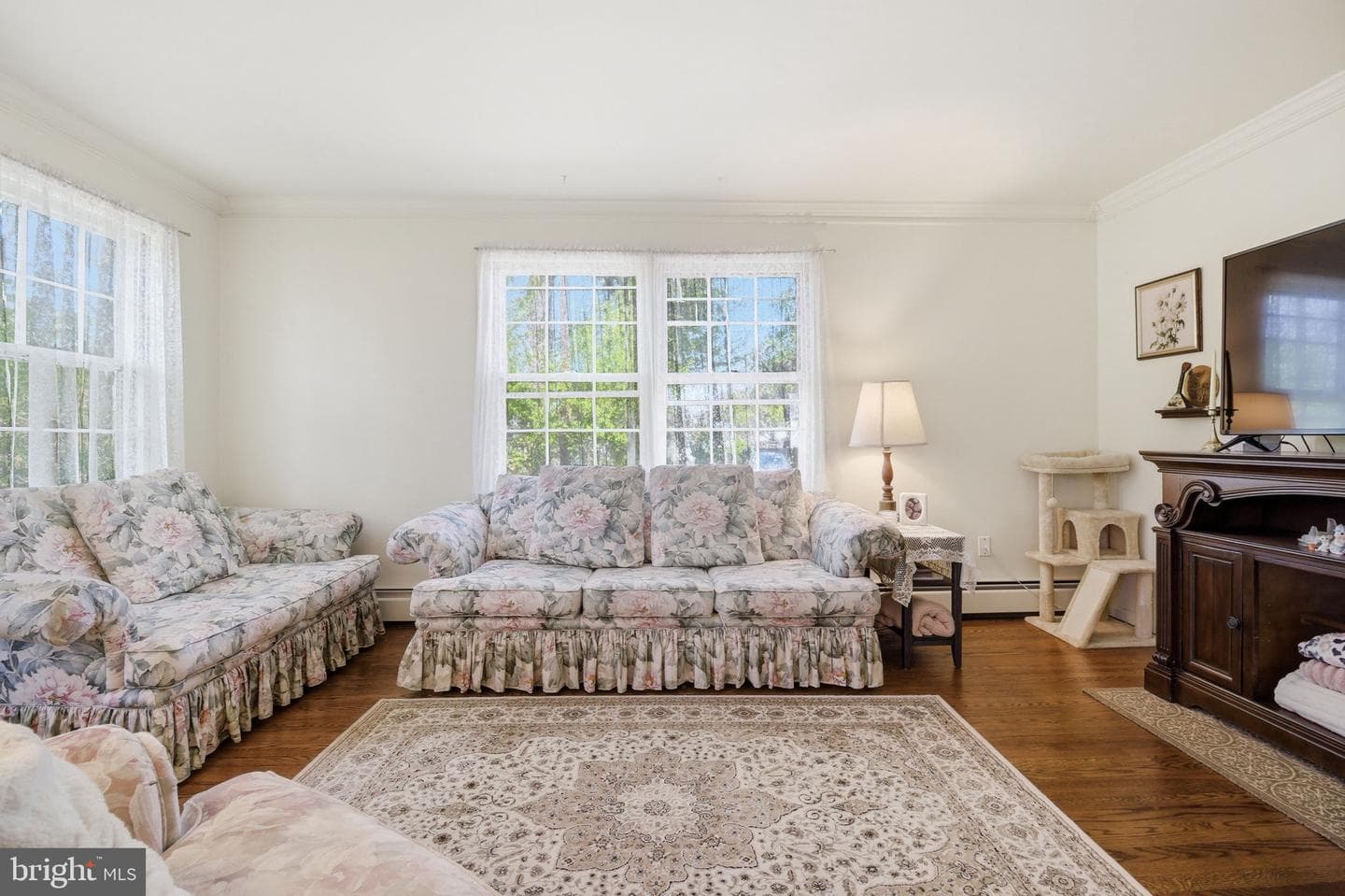 10827 Crest Street photo 5