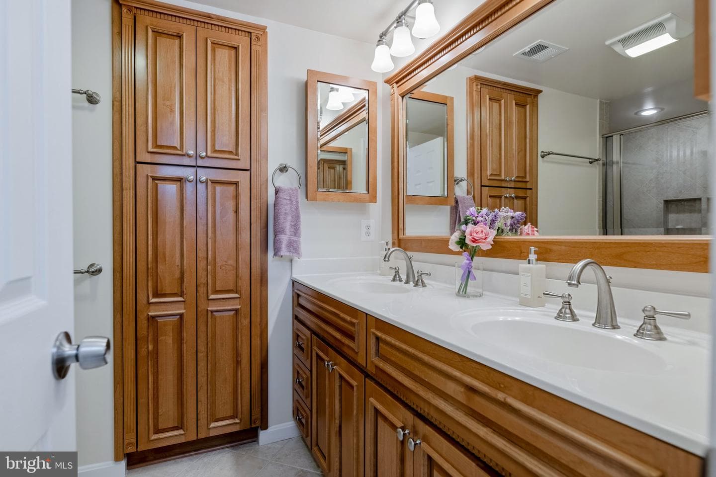 4025 Maple Street photo 22