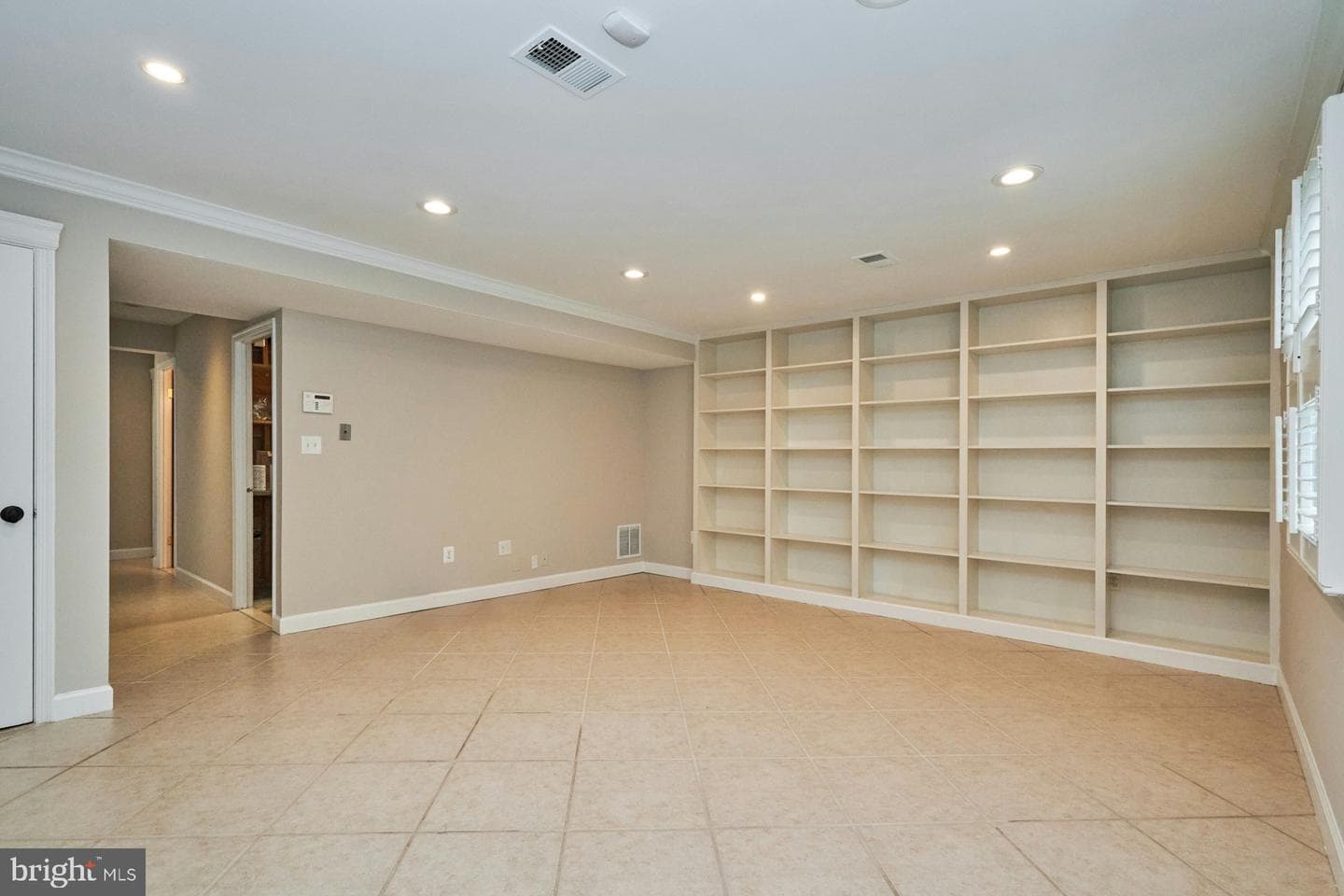 3886 University Drive photo 27